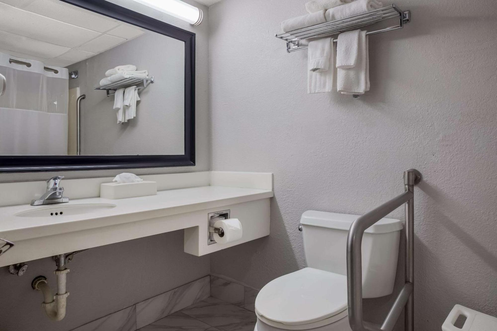 Quality Inn Toledo Dış mekan fotoğraf